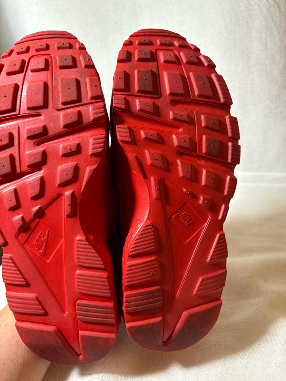 Nike Huarache BUNDLE Red & Yellow Sneakers Size 6Y (2 Pairs) NEW - Picture 7 of 15